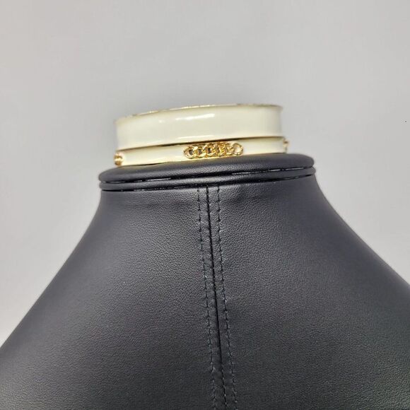 Vintage Gold Tone Metal Cream Enamel Bangle Bracelet 2pc Set Chain Detail Retro - Picture 4 of 8